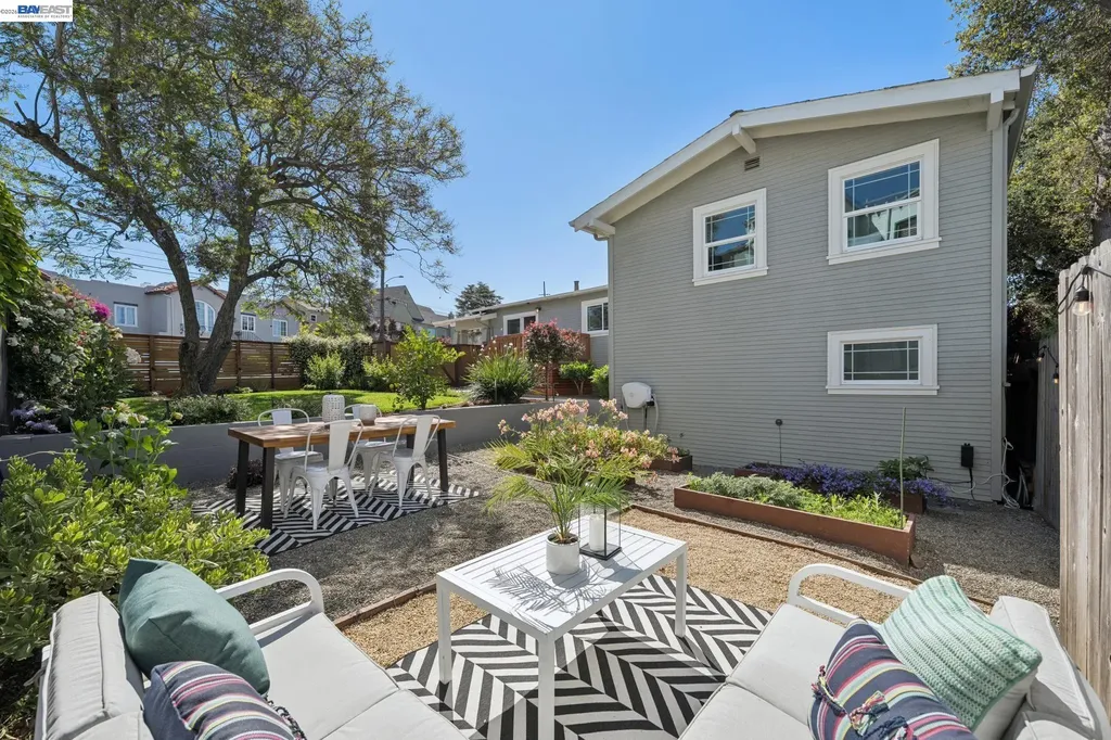 5161 Trask Street Oakland CA 94601
