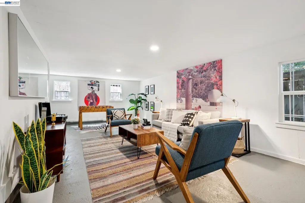 5161 Trask Street Oakland CA 94601