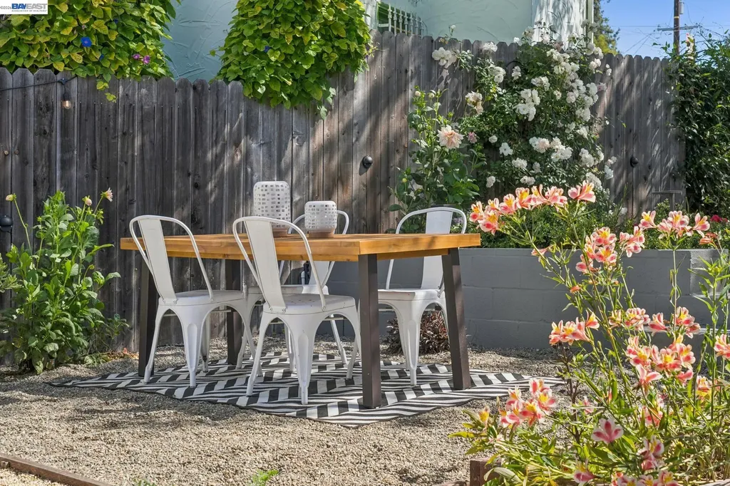 5161 Trask Street Oakland CA 94601