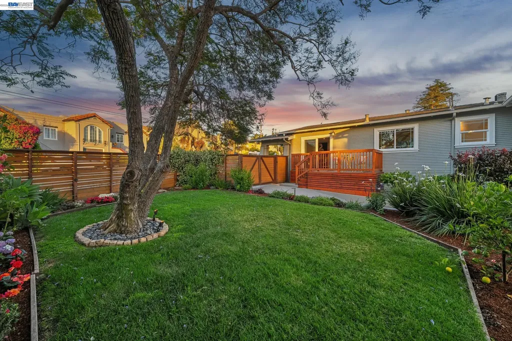 5161 Trask Street Oakland CA 94601