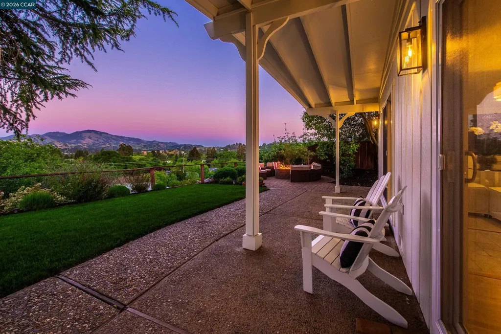 11 Dale Court Lafayette CA 94595