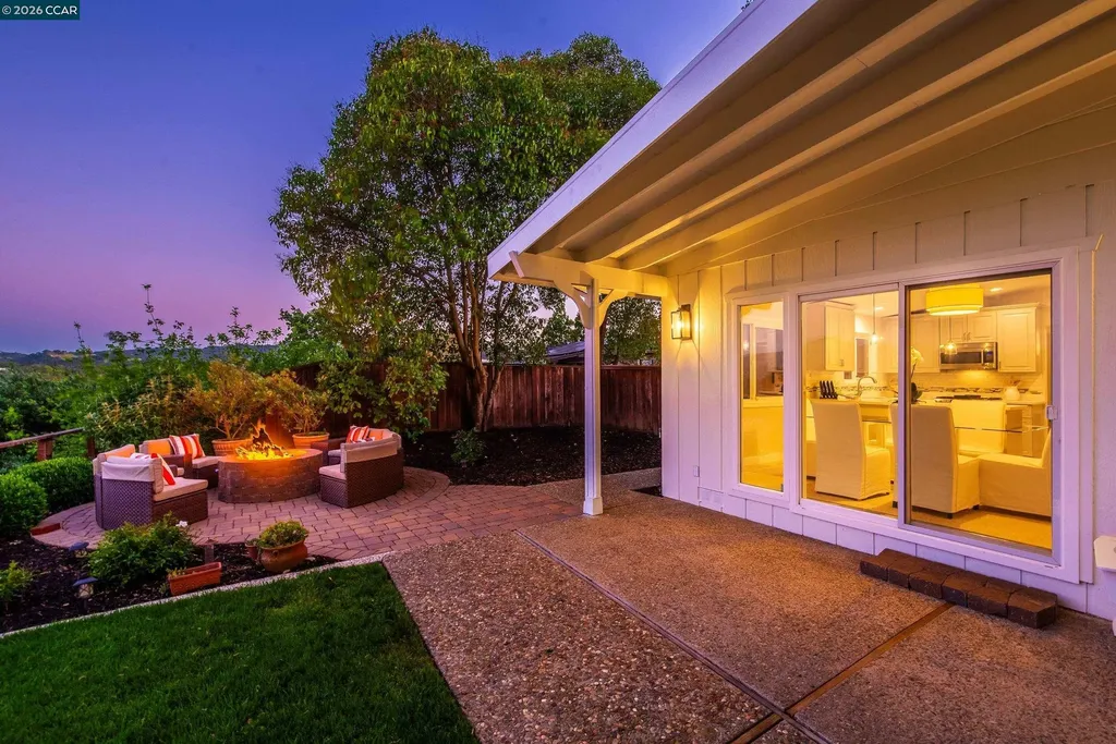 11 Dale Court Lafayette CA 94595
