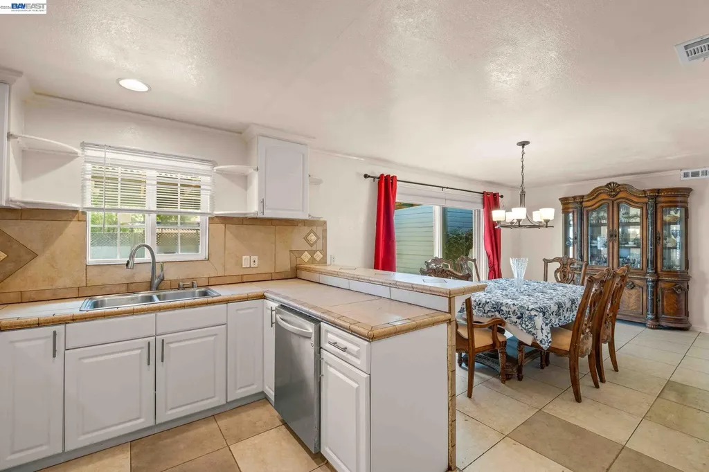 8591 Beverly Lane Dublin CA 94568