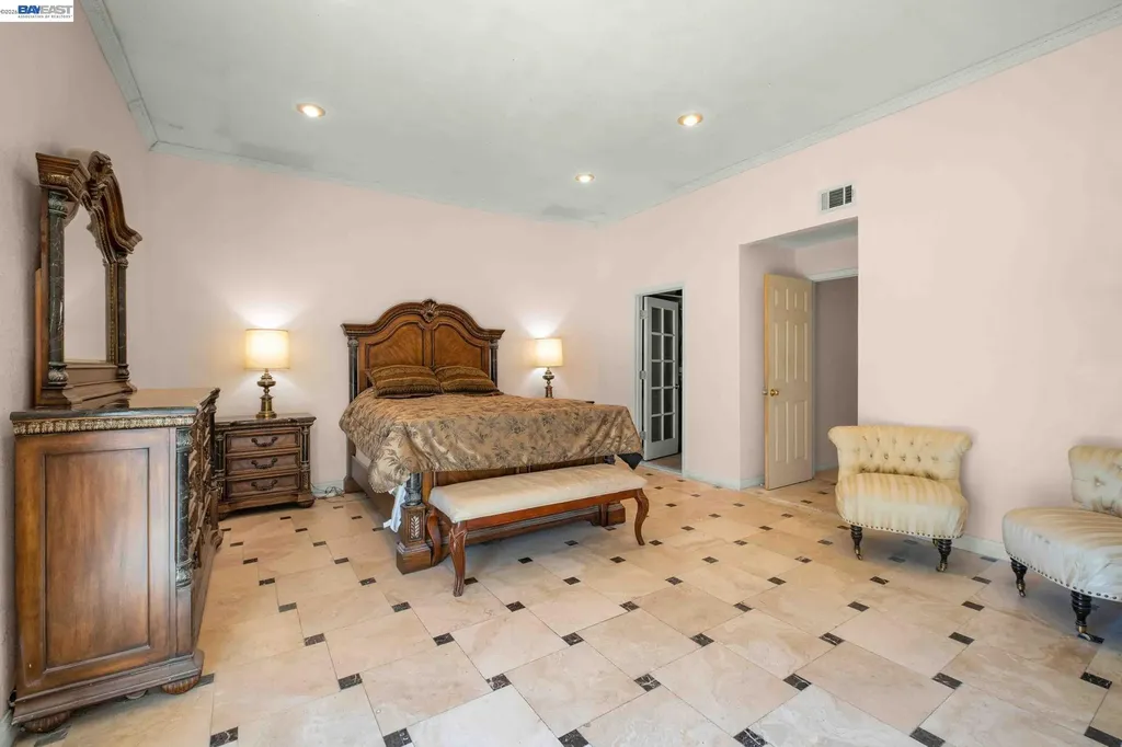 8591 Beverly Lane Dublin CA 94568
