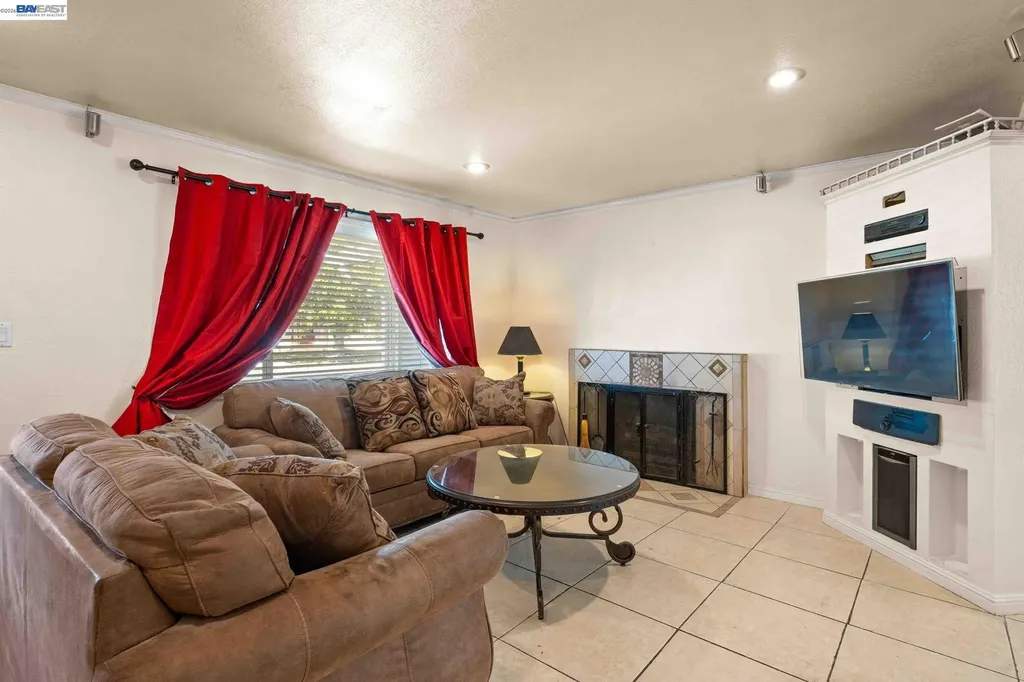 8591 Beverly Lane Dublin CA 94568