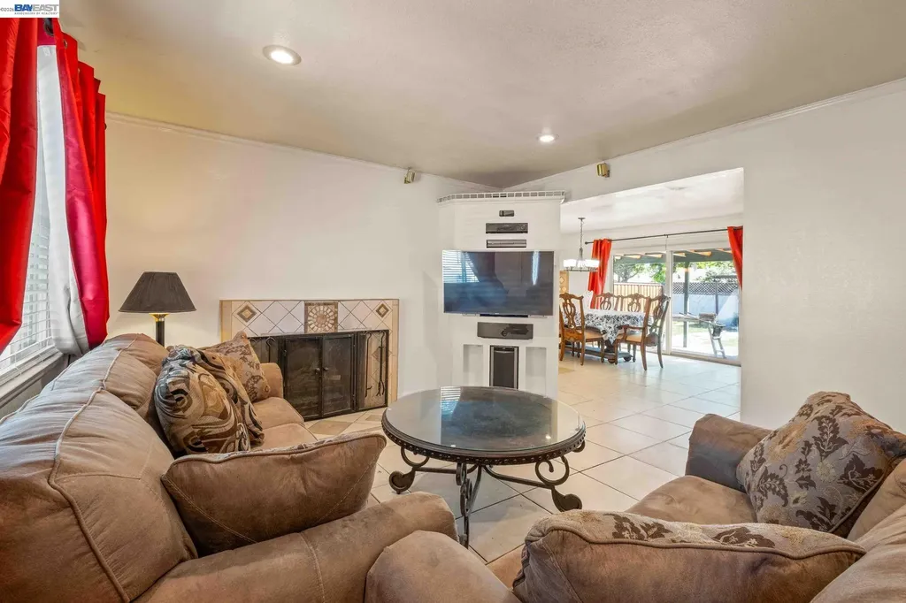 8591 Beverly Lane Dublin CA 94568