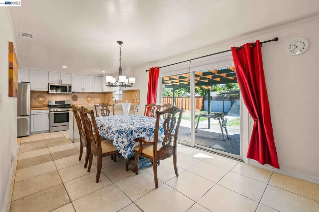 8591 Beverly Lane Dublin CA 94568