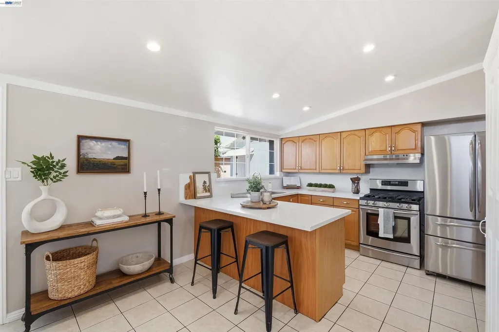 27767 Coronado Way Hayward CA 94545