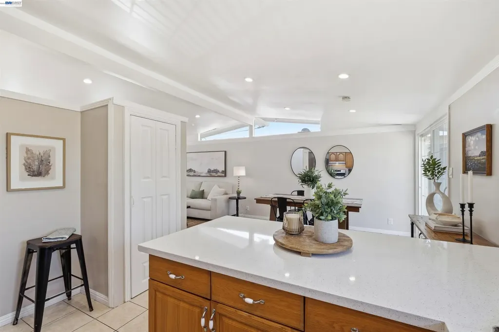 27767 Coronado Way Hayward CA 94545