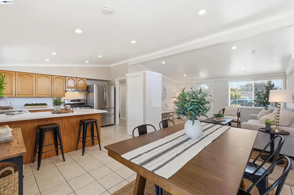 27767 Coronado Way Hayward CA 94545