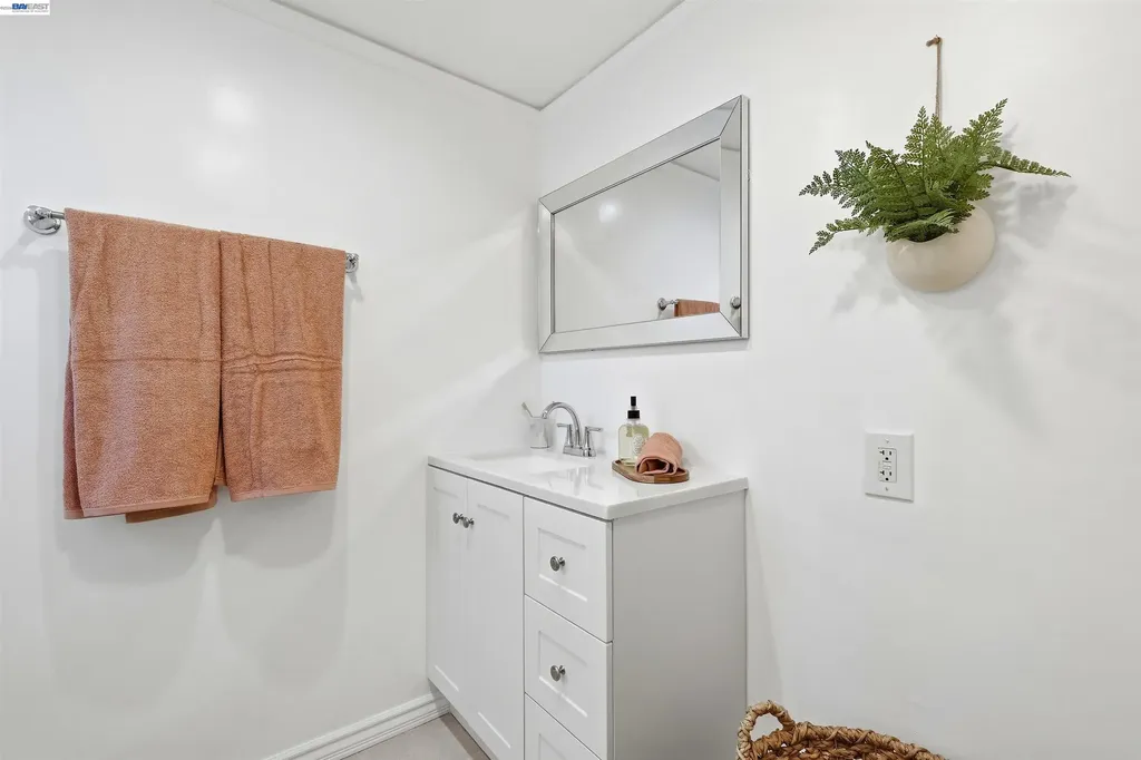 27767 Coronado Way Hayward CA 94545