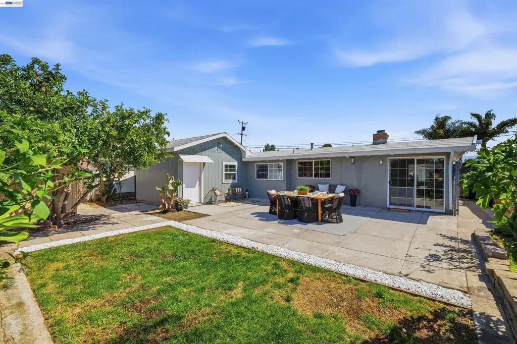 27767 Coronado Way Hayward CA 94545