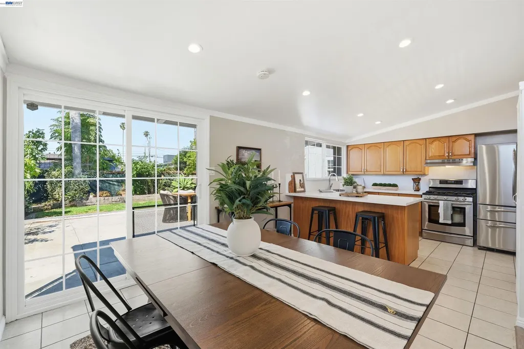 27767 Coronado Way Hayward CA 94545