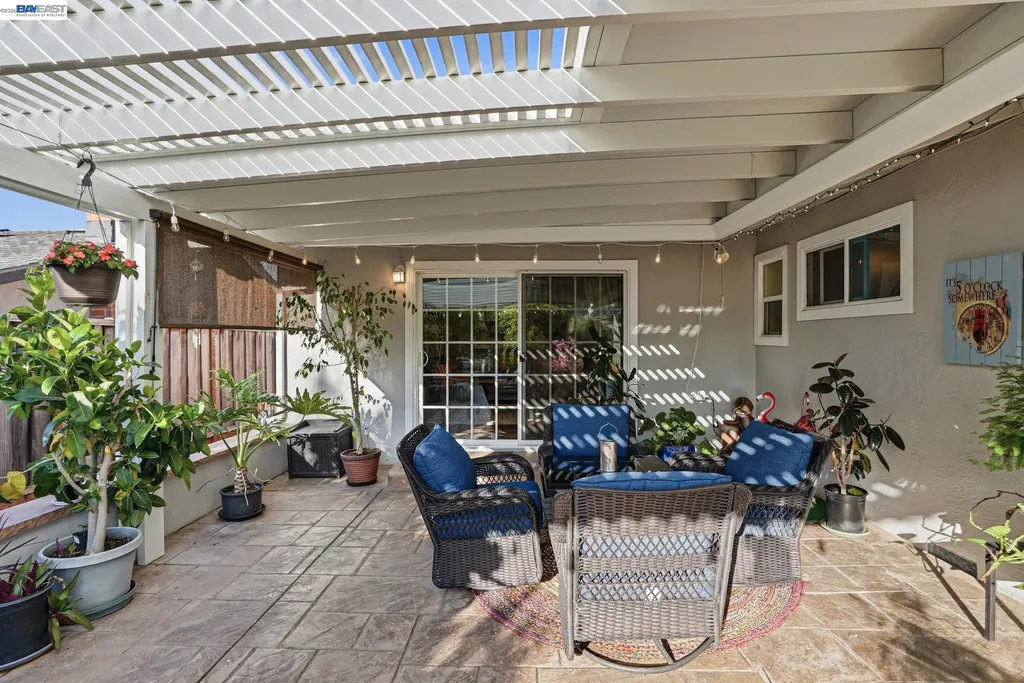 5633 San Antonio Street Pleasanton CA 94566