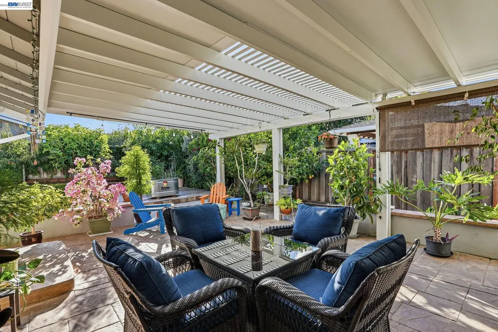 5633 San Antonio Street Pleasanton CA 94566