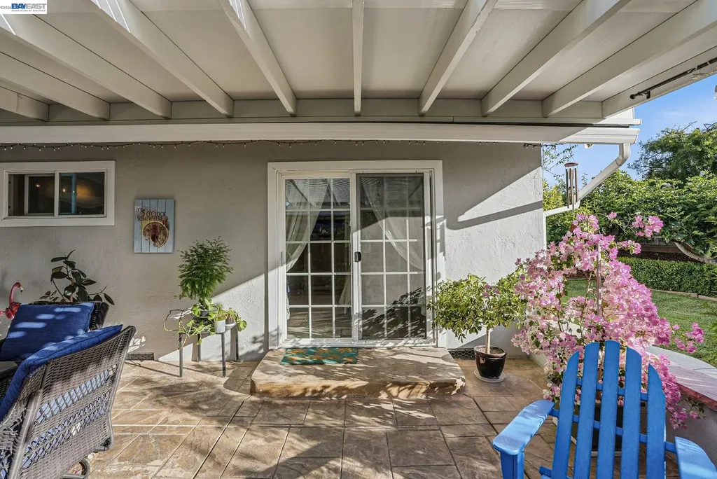 5633 San Antonio Street Pleasanton CA 94566
