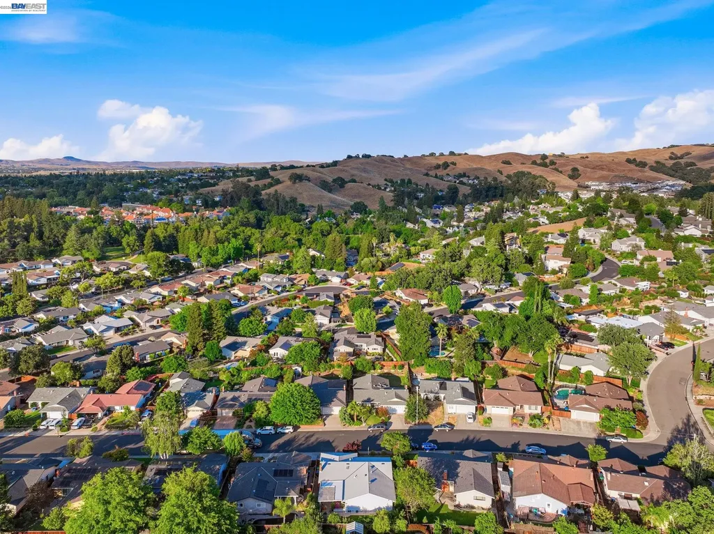 5633 San Antonio Street Pleasanton CA 94566