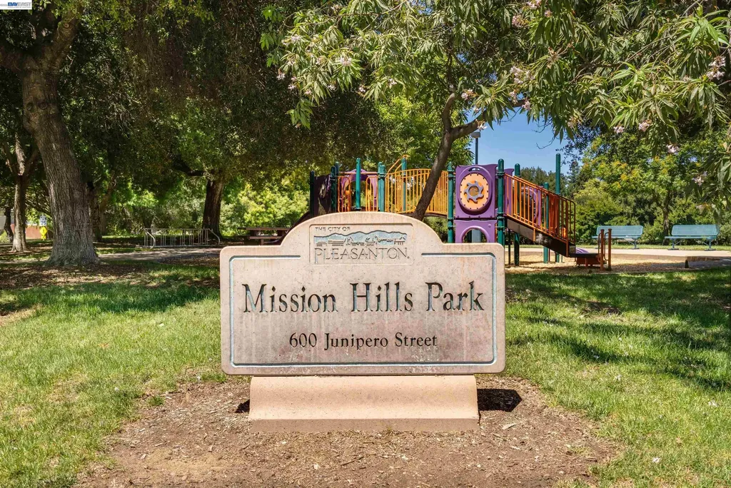 5633 San Antonio Street Pleasanton CA 94566