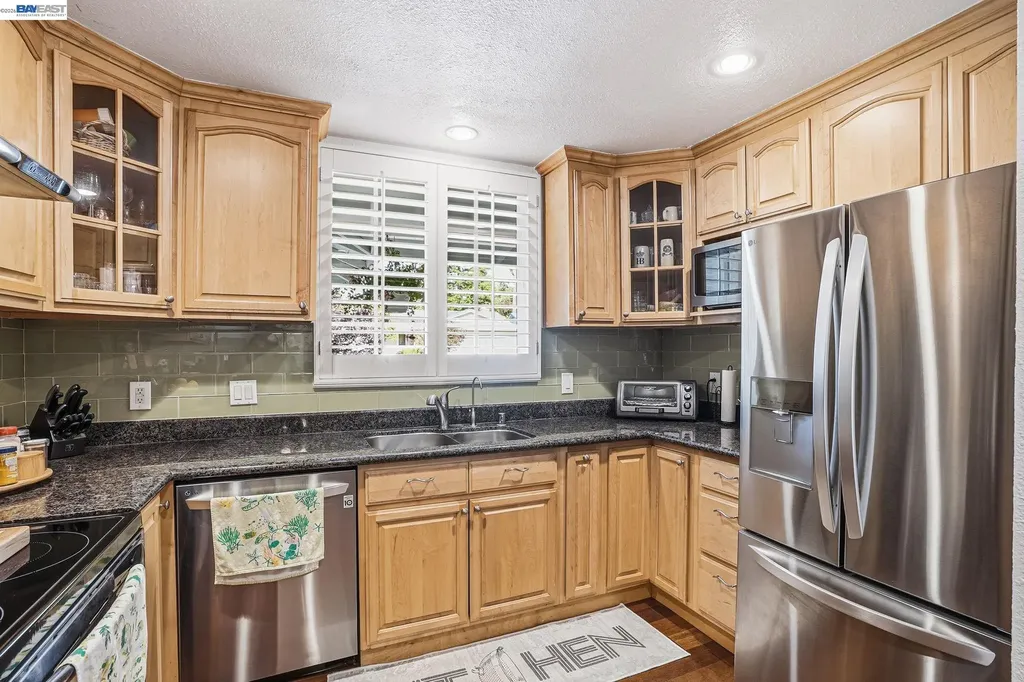 5633 San Antonio Street Pleasanton CA 94566