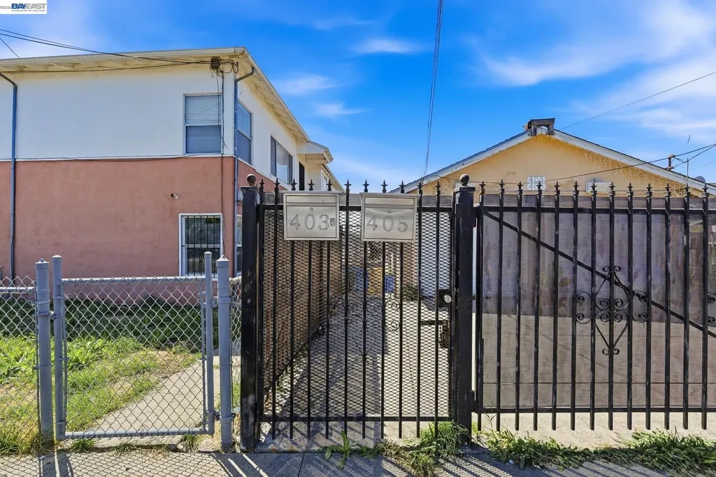 403-405 105th Avenue Oakland CA 94603