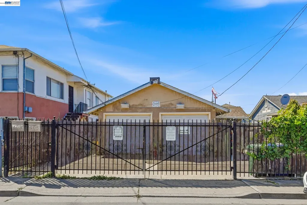 403-405 105th Avenue Oakland CA 94603