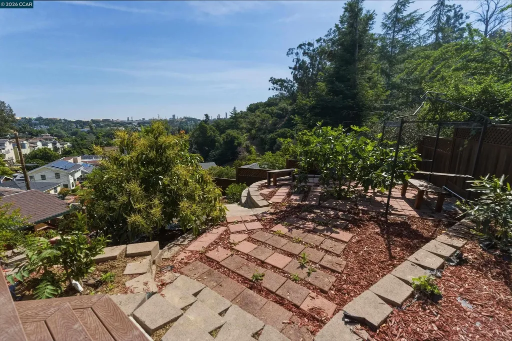 60 Arreba Street Martinez CA 94553