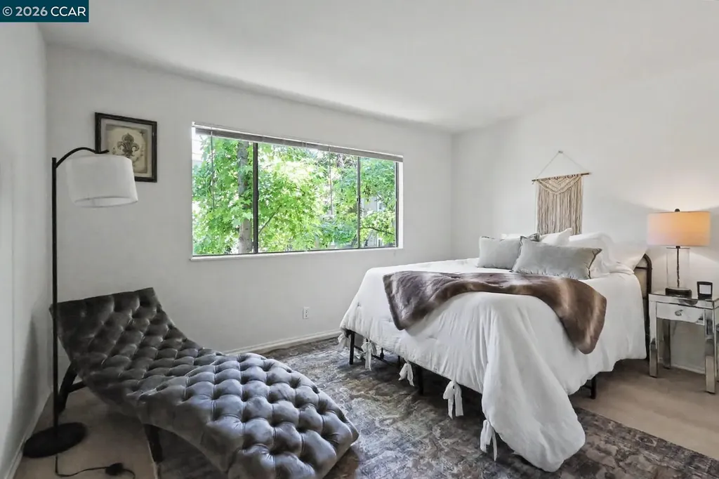 378 Camelback Road Pleasant Hill CA 94523