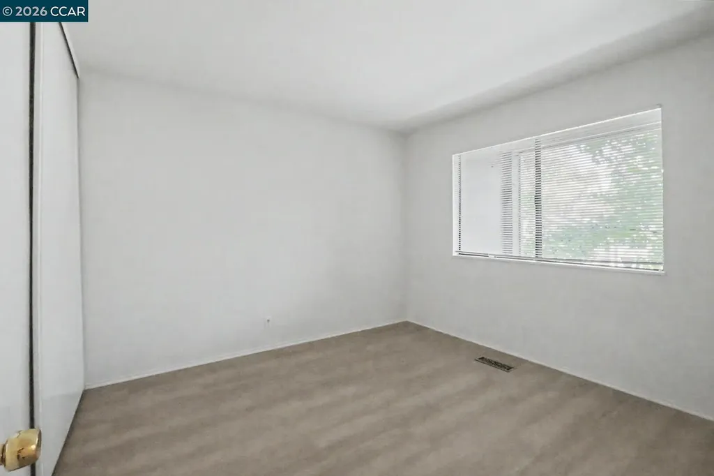 378 Camelback Road Pleasant Hill CA 94523