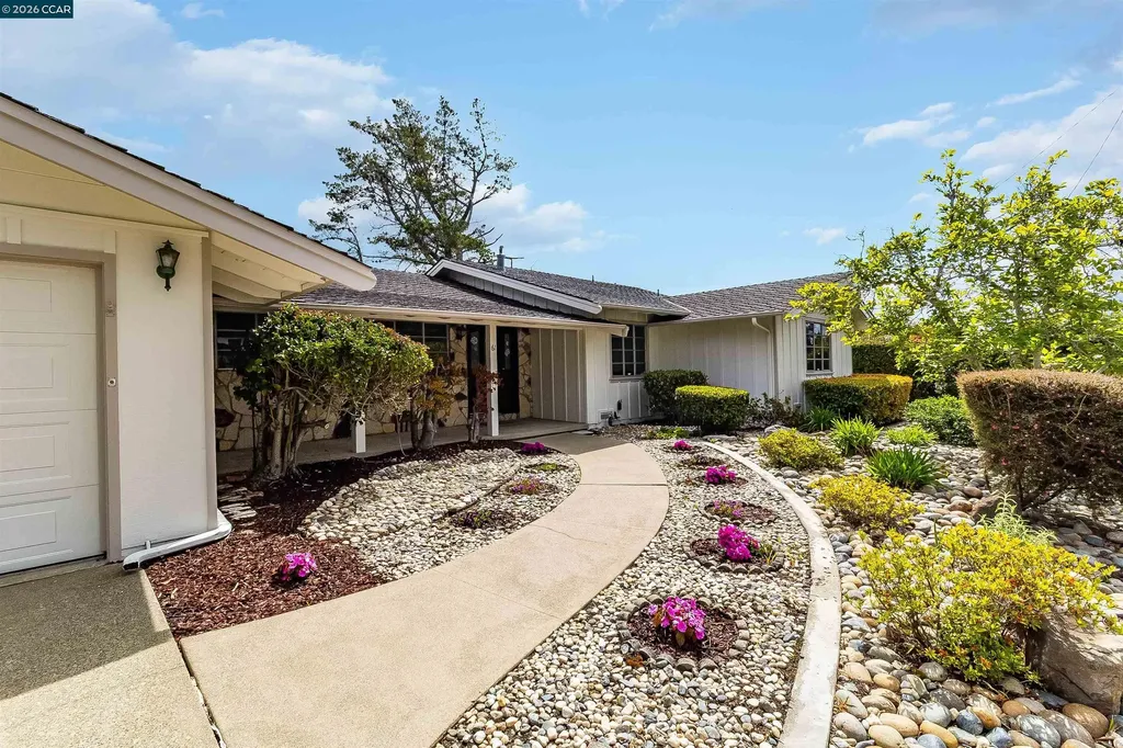 61 Sullivan Drive Moraga CA 94556