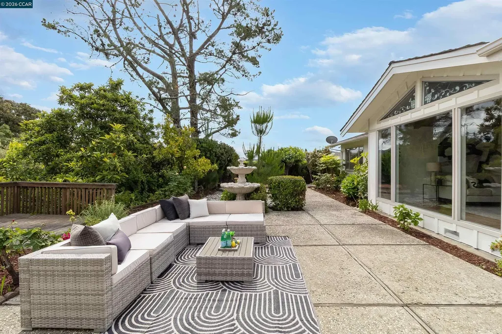 61 Sullivan Drive Moraga CA 94556