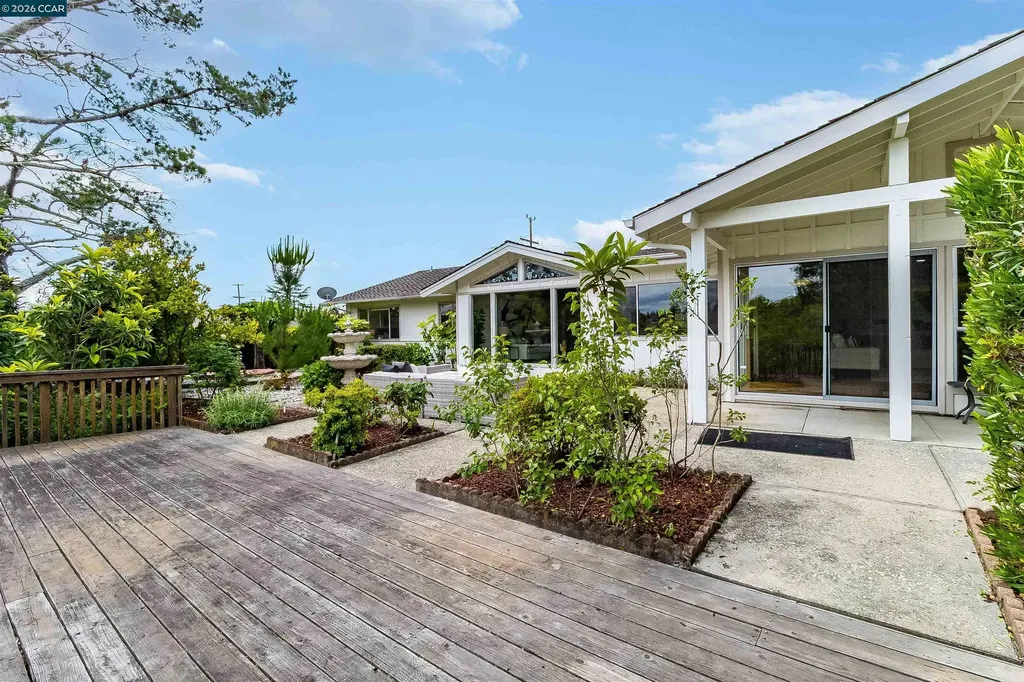 61 Sullivan Drive Moraga CA 94556