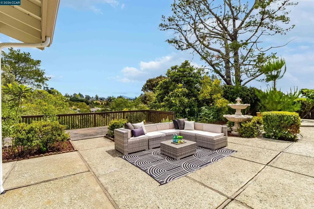 61 Sullivan Drive Moraga CA 94556