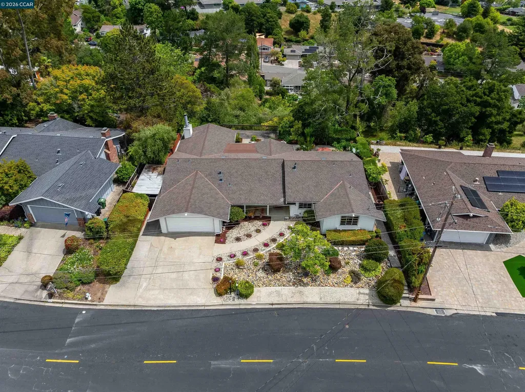 61 Sullivan Drive Moraga CA 94556