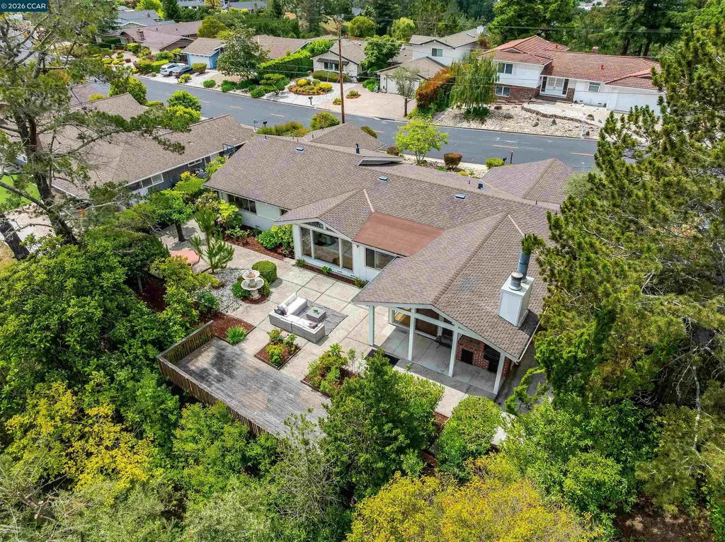 61 Sullivan Drive Moraga CA 94556