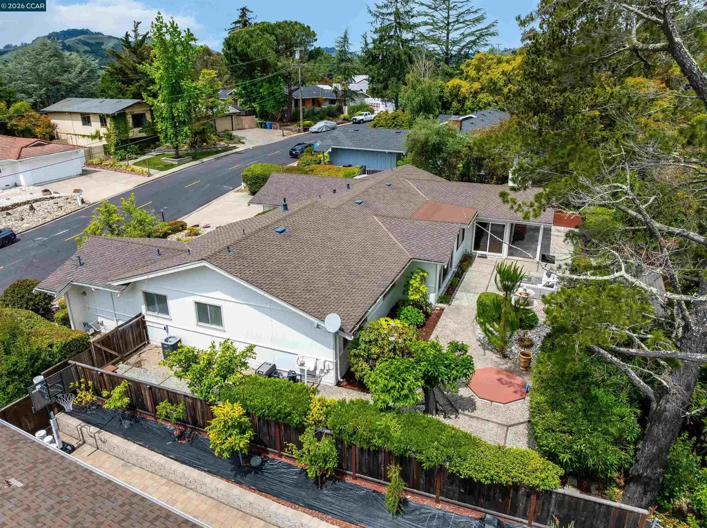 61 Sullivan Drive Moraga CA 94556