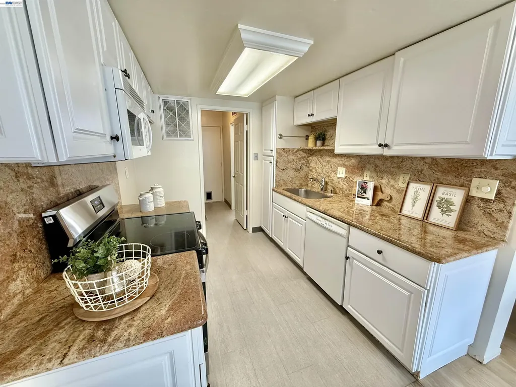 755 Pine Street Livermore CA 94551
