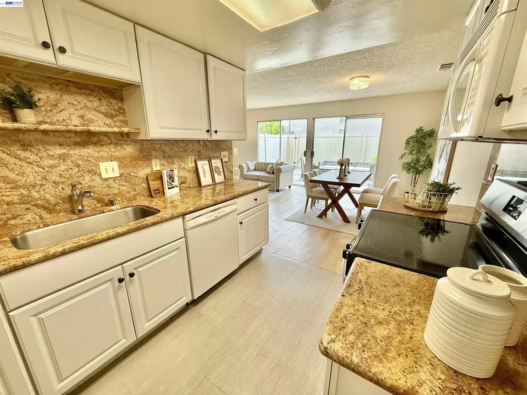 755 Pine Street Livermore CA 94551