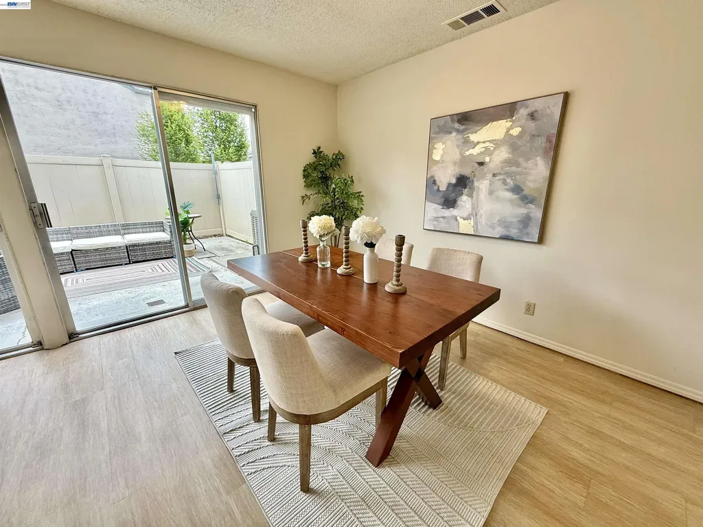 755 Pine Street Livermore CA 94551