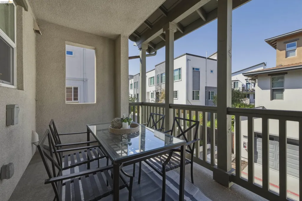 467 Mitchell Avenue Alameda CA 94501