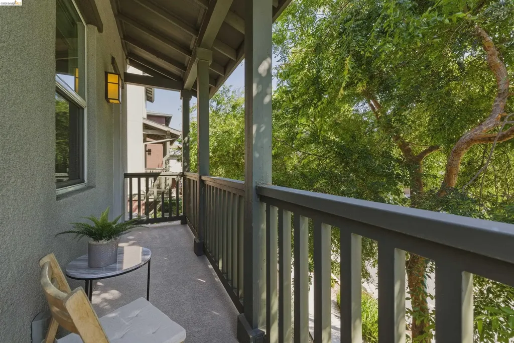 467 Mitchell Avenue Alameda CA 94501
