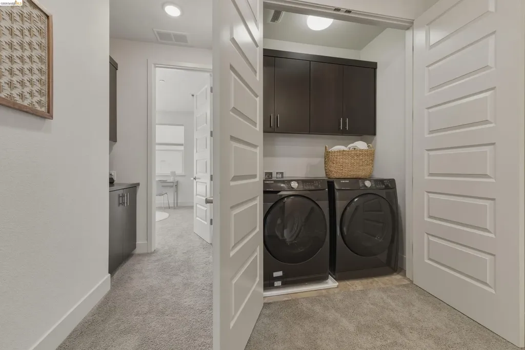 467 Mitchell Avenue Alameda CA 94501