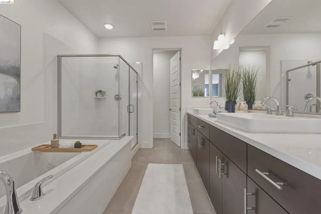 467 Mitchell Avenue Alameda CA 94501
