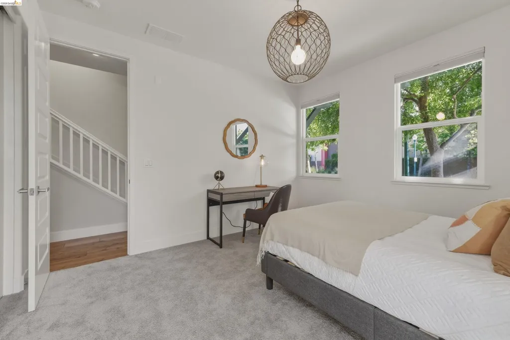 467 Mitchell Avenue Alameda CA 94501