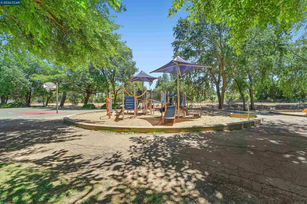 717 Beelard Drive Vacaville CA 95687