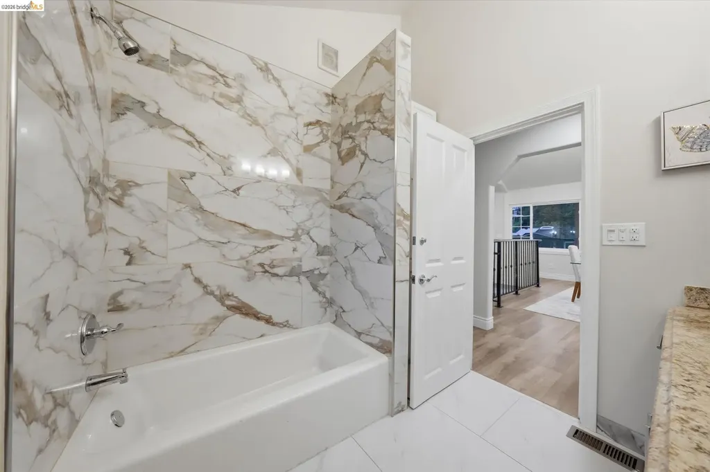 3426 Pierson Street Oakland CA 94619