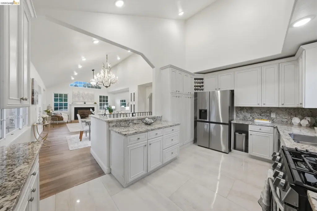 3426 Pierson Street Oakland CA 94619