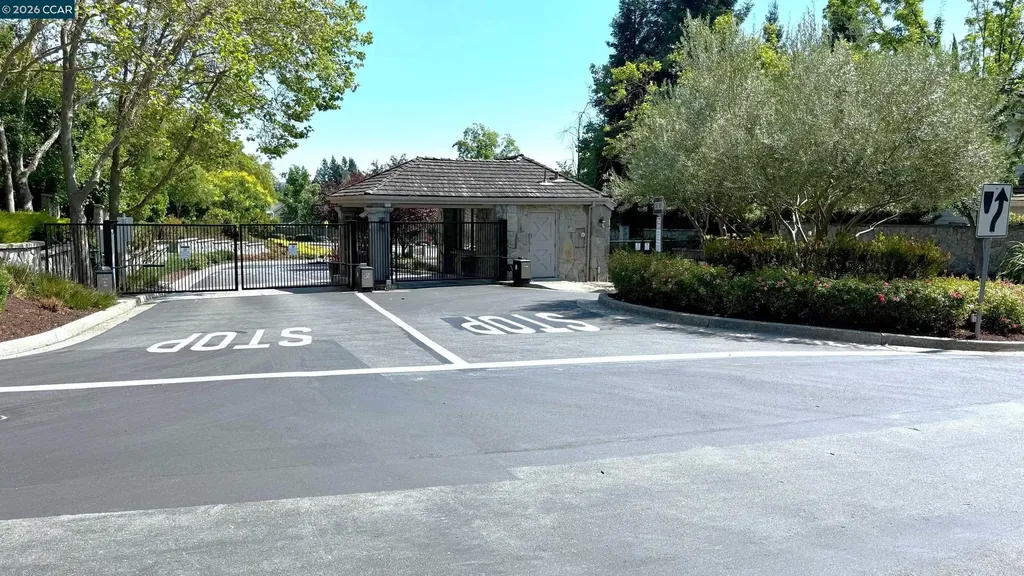 246 Canyon Woods Way San Ramon CA 94582