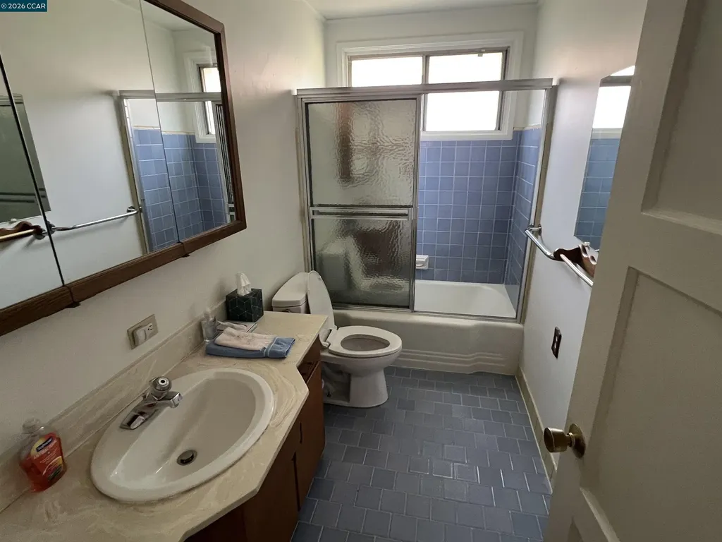 642 Via Alamo San Lorenzo CA 94580