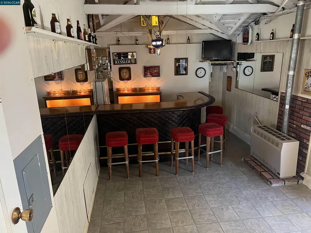 642 Via Alamo San Lorenzo CA 94580