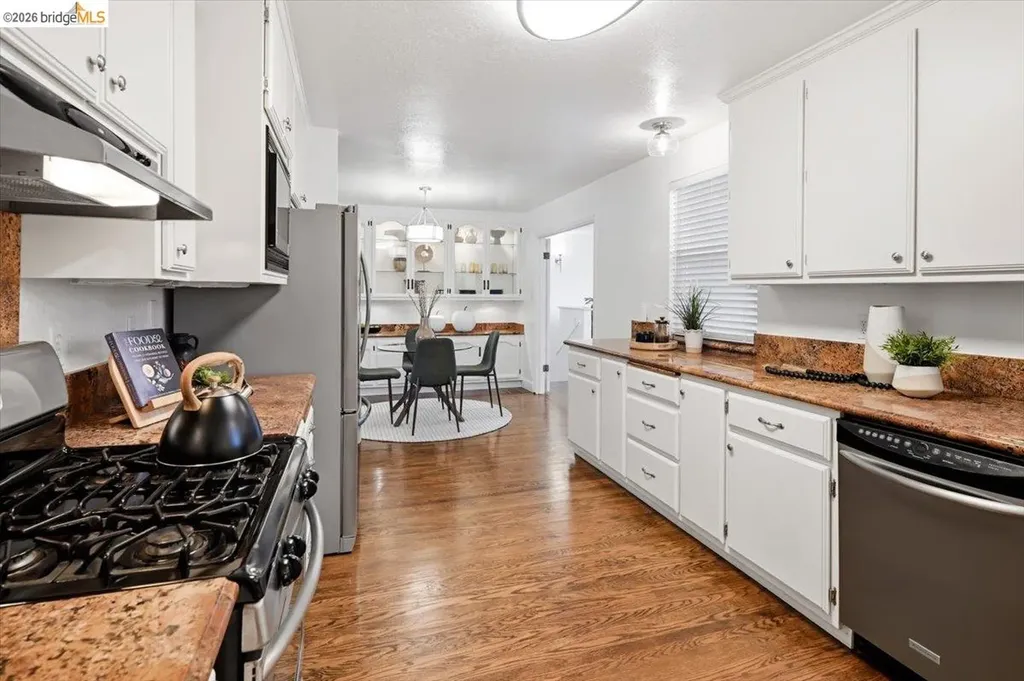 19609 Fern Way Castro Valley CA 94546